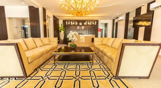 Isglo Hotels Ikoyi, Rezervovat Hotel Hotely v Lagos s bazénem, Bazén