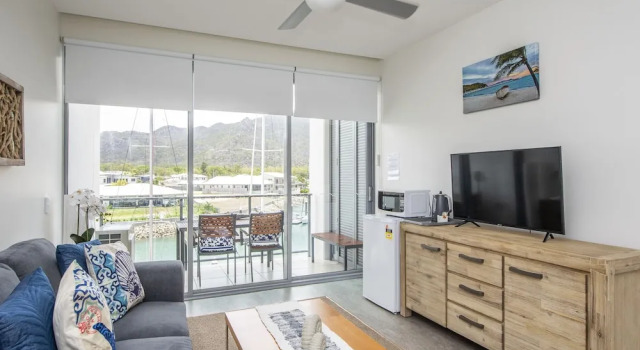 Absolute Waterfront Magnetic Island, Забронировать Гостевой дом Гостевые дома Нелли-Бэй, Гостевой дом