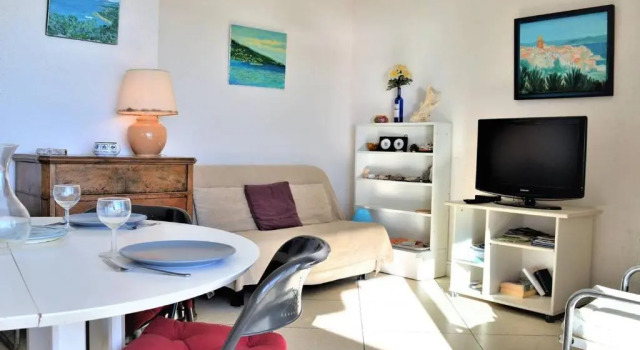 Appartement Le Lavandou, 3 pièces, 6 personnes - FR-1-251-374
