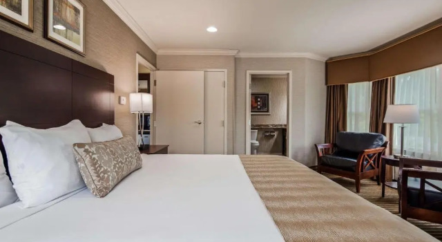 Люкс Presidential Inn at Mendenhall, WorldHotels Crafted