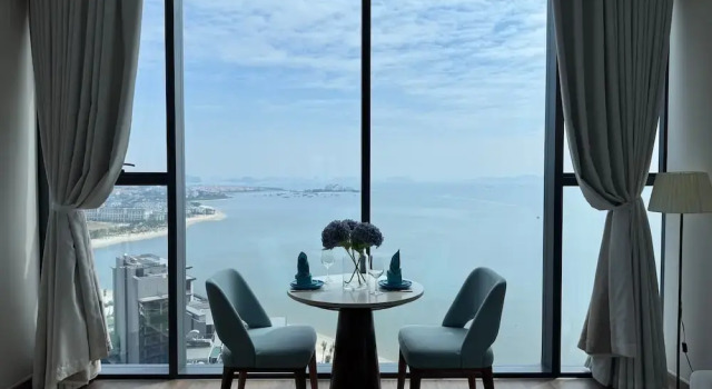 Апартаменты Deluxe Alacarte Ha Long - sea view studio