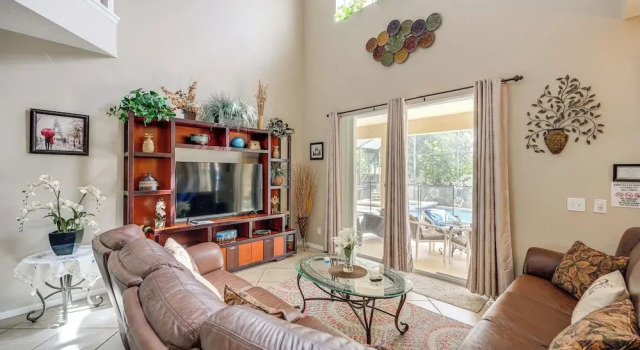 Коттедж ~ 15 Mi to Disney: Resort Home w/ Private Pool!