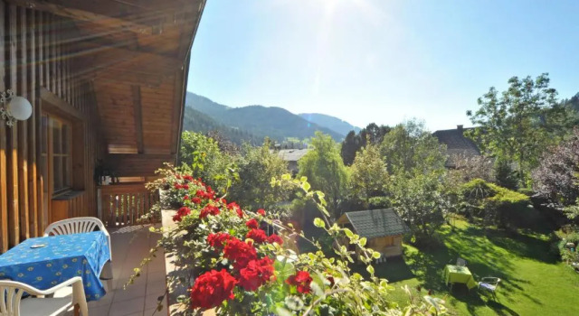Haus Lindenkreuz, Rezerwuj Hotel Bad Kleinkirchheim 