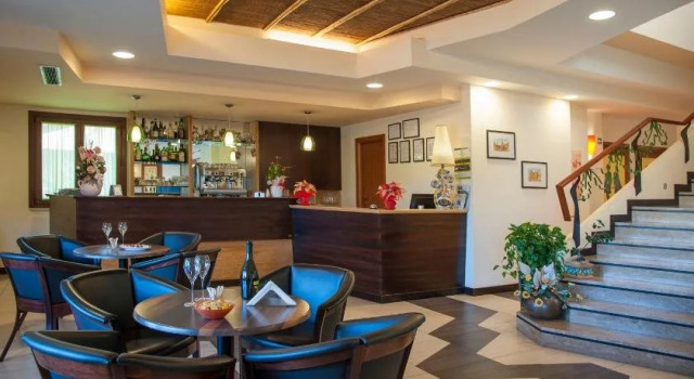 Alle Querce Hotel Ristorante, Book Hotel Hotels in Sicily with Parking, Parking