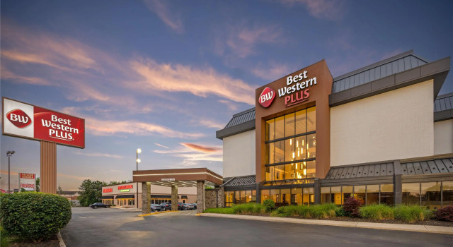 Best Western Plus Indianapolis North At Pyramids