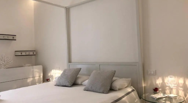Апартаменты White Apartment