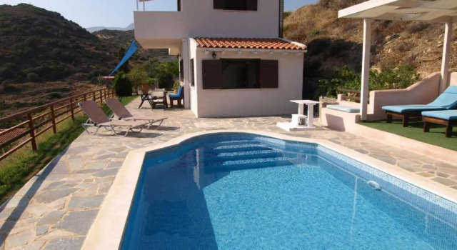 Коттедж Дуплекс с 2 комнатами Vaia Villas