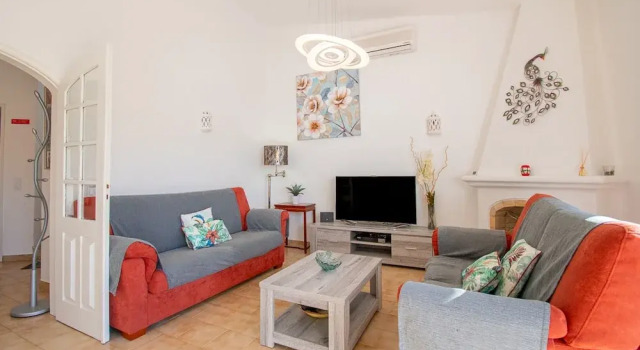 99 ADM Casa Mendes Fabulous Townhouse With Share, Rezervovat Rekreační dům Chaty v Algarve, Chalupa