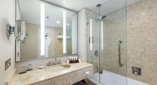 Четырёхместный номер Superior Sofitel Brisbane Central