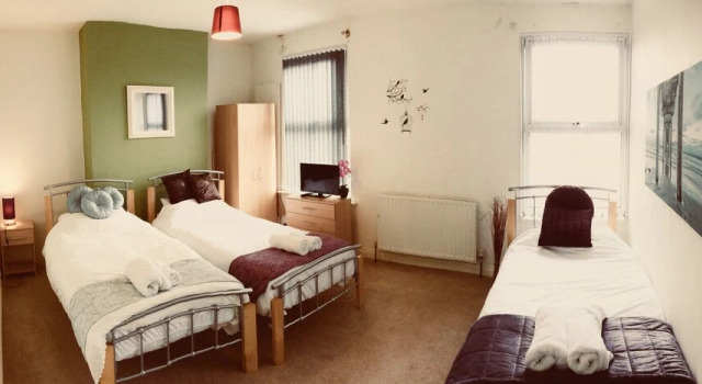 Manor Oaks, Забронировать Отель Бизнес-отели Англии, 4* 5*