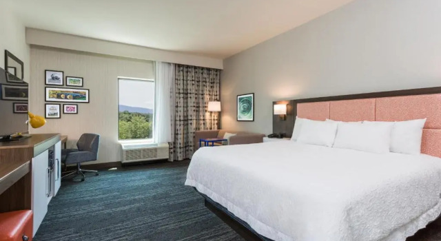 Номер Deluxe Hampton Inn Cumberland