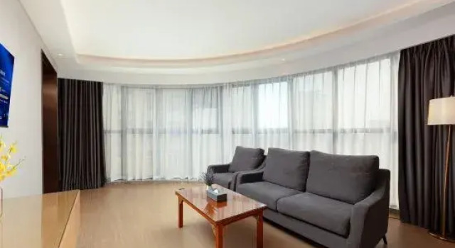 Двухместный люкс Business LAVANDE HOTELS(Nanchang tengwangge Longevity Palace subway station)
