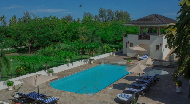 Люкс Superior Mzima Beach Residences - Diani Beach