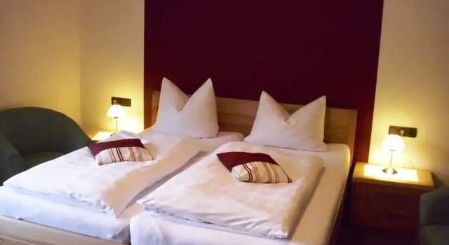 Апартаменты Classic с 4 комнатами с балконом Modern Apartment in Sauerland With Balcony
