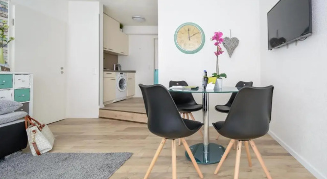 Deluxe Appartements am Münster, Забронировать Апартаменты/квартира Отели Фрайбург-им-Брайсгау с парковкой, рядом с Центральный железнодорожный вокзал Фрайбург-им-Брайсгау, Парковка