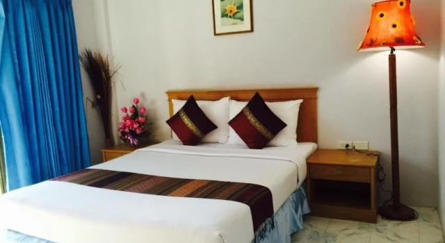 Pailin Hotel, Rezervovat Hotel Hotely v North-Eastern Thailand se snídaní, Snídaně