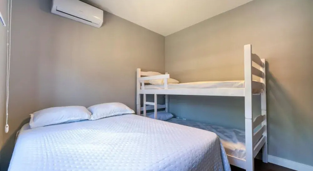 Вилла с балконом Casa alto padrão com piscina 15 pessoas