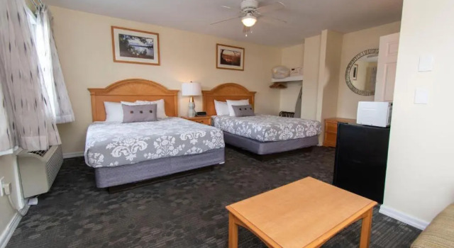 Четырёхместный номер Standard с видом на озеро Marine Village Resort