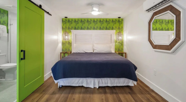 Custom House Inn