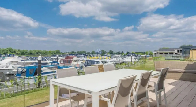 Коттедж Luxury Lodge River Thames - Windsor Marina - Parking