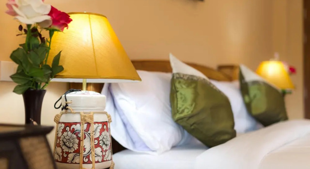 Двухместный номер Deluxe с балконом и с видом на сад HueanKhamHom Resort