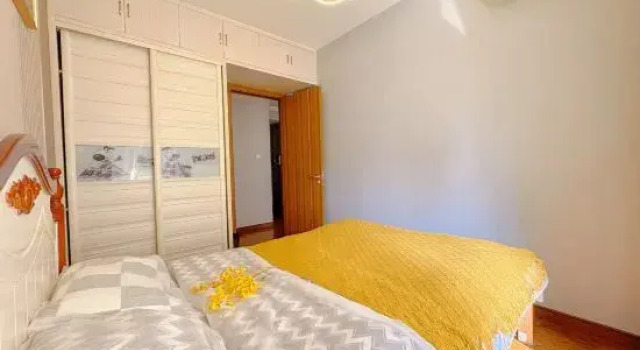 Люкс Multi-Bedroom Homestay (Luogang Park Lakeside Exhibition Center Metro Station Branch)