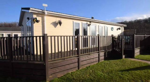 Butterfly Lodge