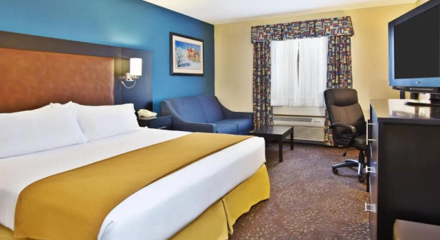 Номер Standard Holiday Inn Express Mackinaw City by IHG