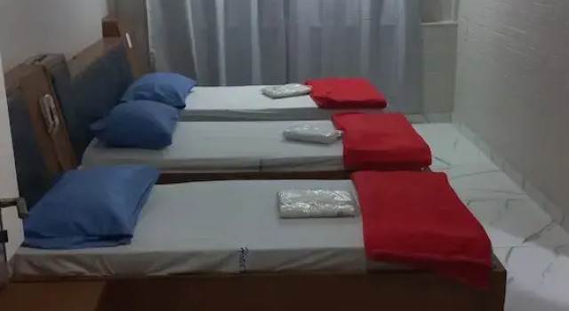 Трёхместный номер Standard Hotel Mustang