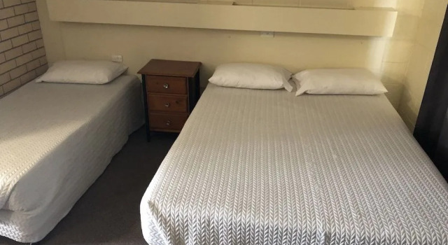 Bororen Hotel Motel, Boek Motel Hotels in Queensland met zwembad, Zwembad