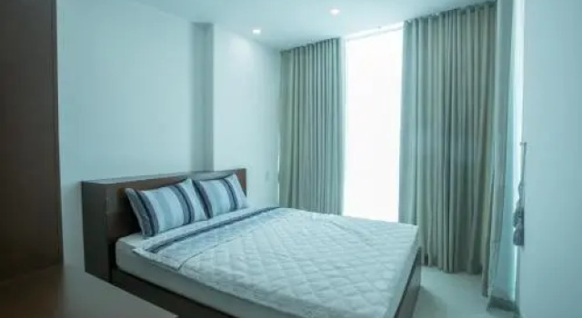 R  R Apartments