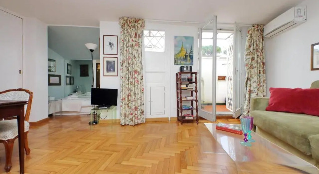 Lovely Apartment Via Sistina, Забронировать Апартаменты/квартира Отели Рима с парковкой, рядом с Pincian Hill, Парковка