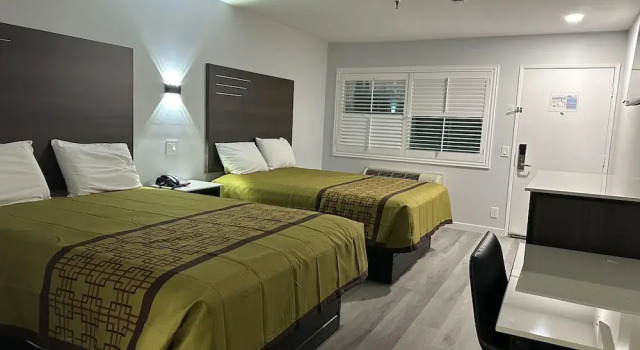 Номер Deluxe beach inn motel