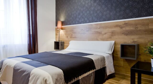 Hostal New Life Madrid, Забронировать Отель Шамбери Мадрид
