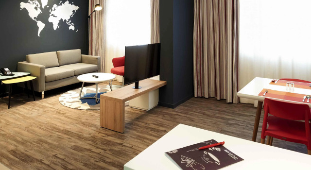 ibis Saigon South