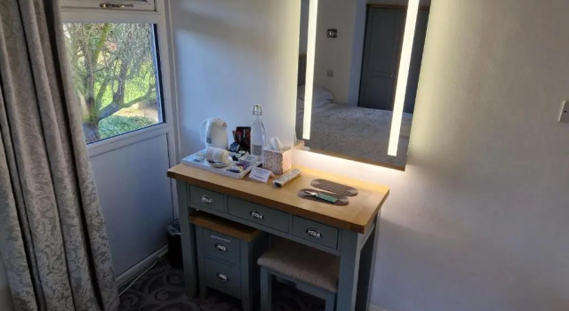 Номер Standard с красивым видом из окна Landing Cottage Guest House