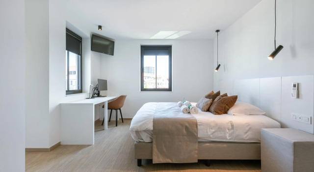 Luxurious house with indoor elevator in Knokke, Забронировать Отель Knokke Кнокке-Хейст, рядом с Больница AZ Zeno Campus Knokke-Heist