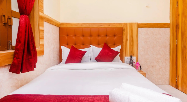 Номер Economy Aman Hotel near CST