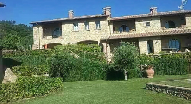 Borgo in Chianni, Prenota Hotel Chianni Toscana