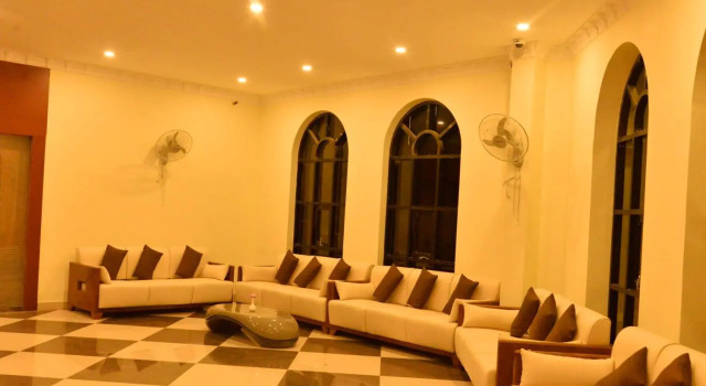 Ags Holiday Resorts, Varaa Hotelli Hotellit Tamil Nadu uima-altaalla, Uima-allas