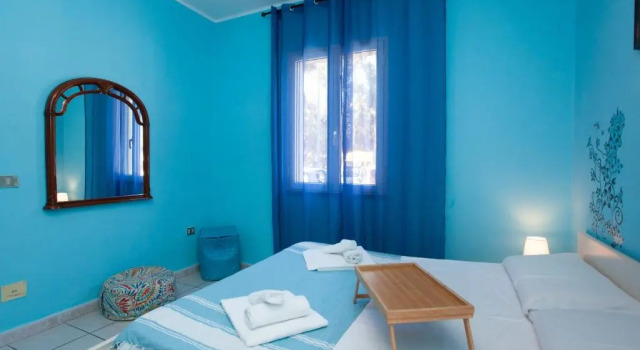 Blue house in santa Lucia, Reserva ahora Hotel Santa Lucia Cerdeña