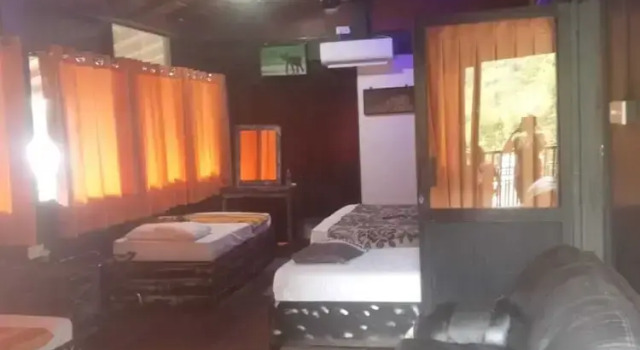 Luksusowy czteroosobowy pokój z widokiem na dziedziniec Ella Deck Resort