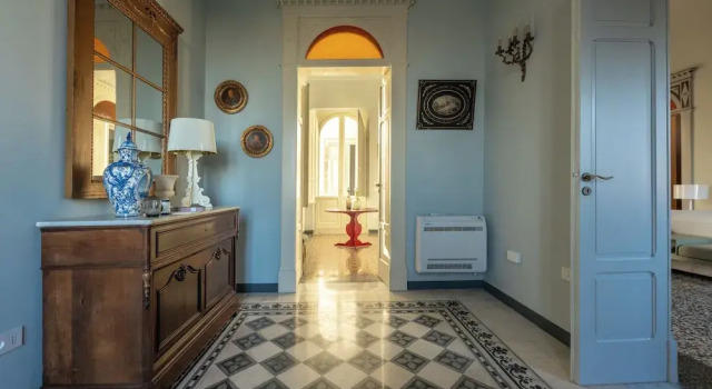 Royal Suite- Palazzo Villani Lubelli, Book Hotel Hoteller i Cannole med pool, Swimmingpool