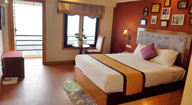 Eden Mountain View Hotel