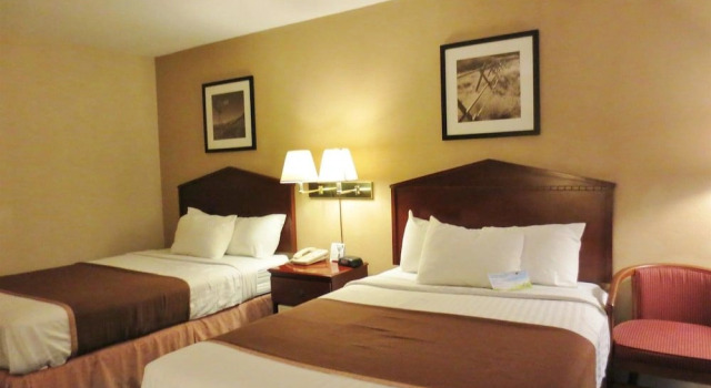 Americas Best Value Inn Vandalia, Rezerwuj Hotel Hotele w Illinois z basenem, Basen