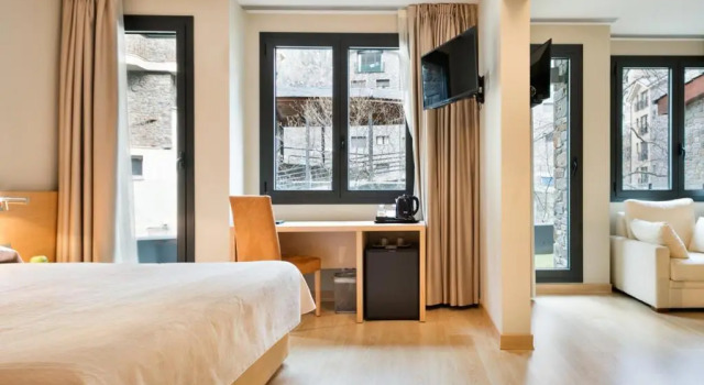 Полулюкс Hotel Palome