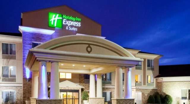 Holiday Inn Express & Suites Brandon by IHG