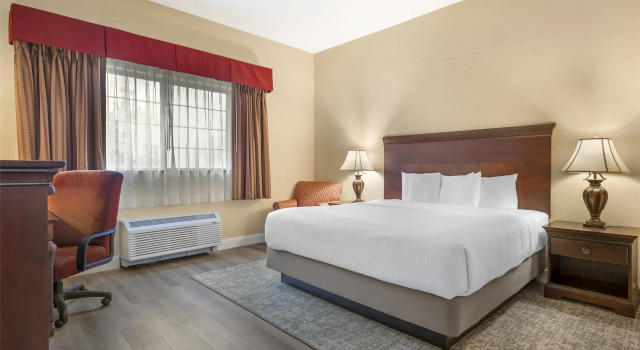 Двухместный номер Standard Best Western PLUS Vineyard Inn and Suites