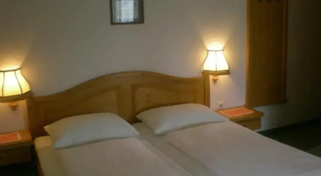 Pension Laßhofer, Rezervovat Hotel Hotely v Lungau s parkováním, Parkování