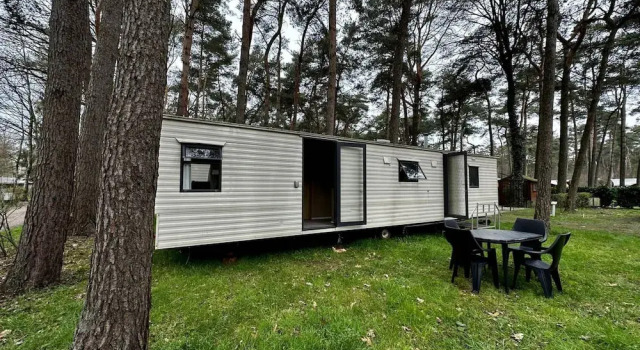 Коттедж Residence With a Spacious Garden Located in a Child-friendly Park